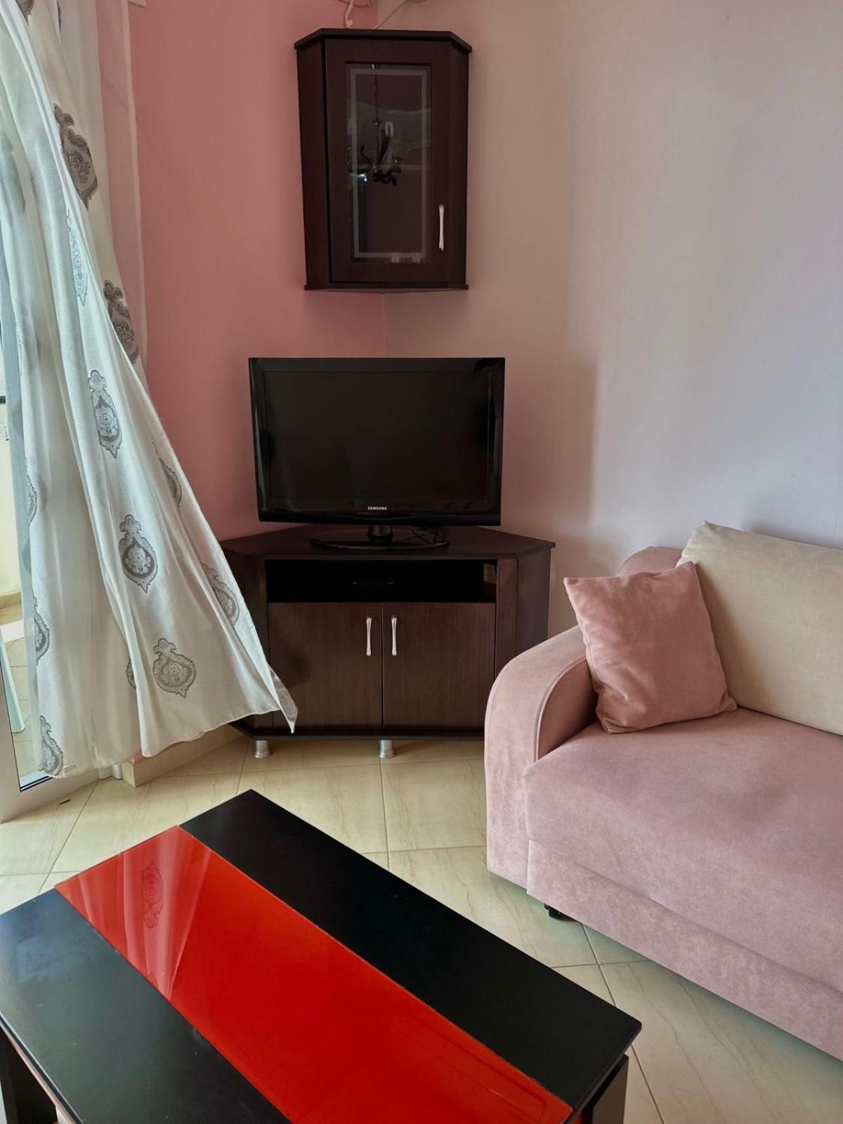 Esmeralda Apartaments Sarande Ngoại thất bức ảnh