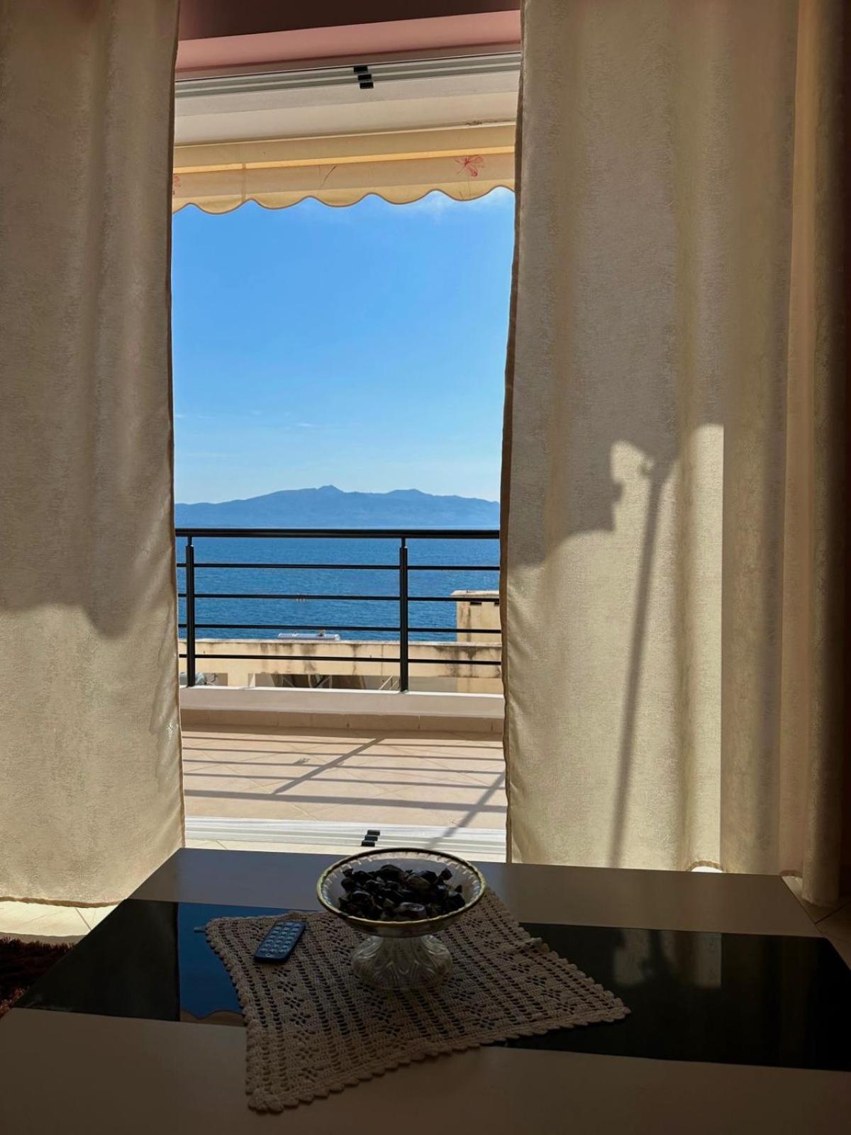 Esmeralda Apartaments Sarande Ngoại thất bức ảnh
