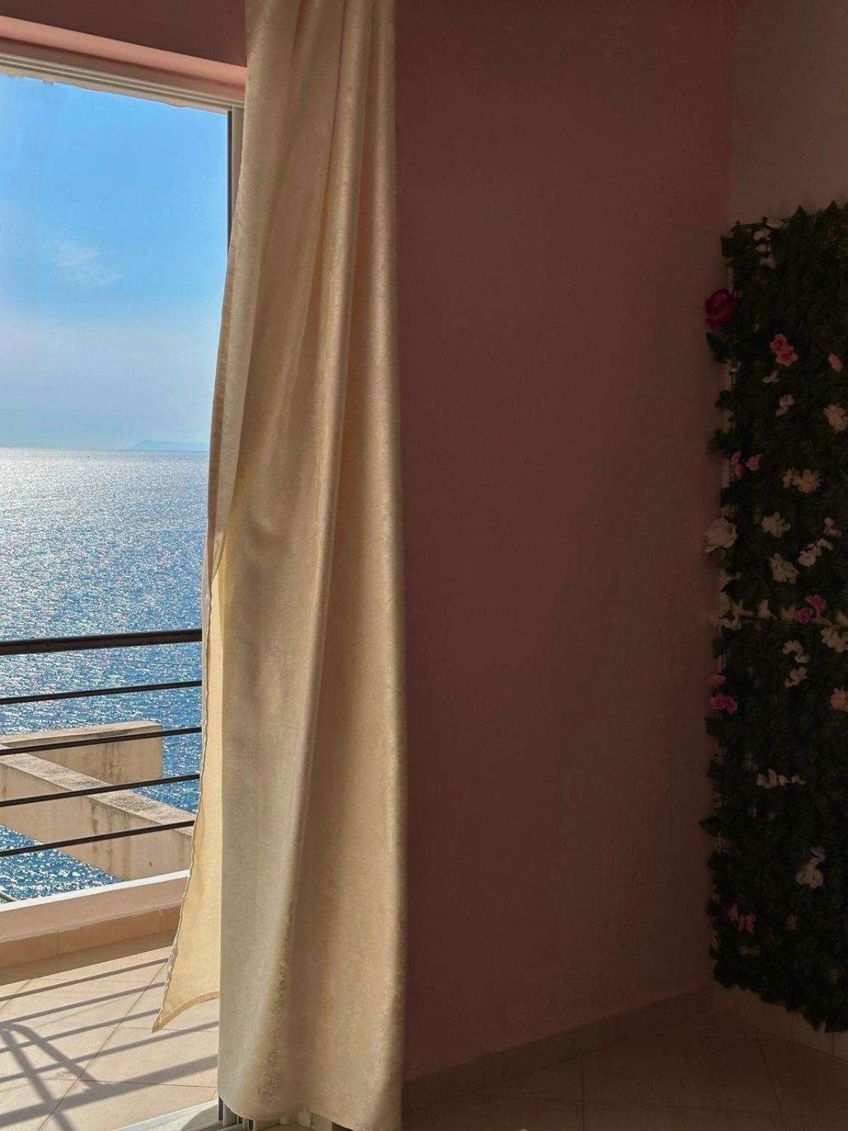 Esmeralda Apartaments Sarande Ngoại thất bức ảnh