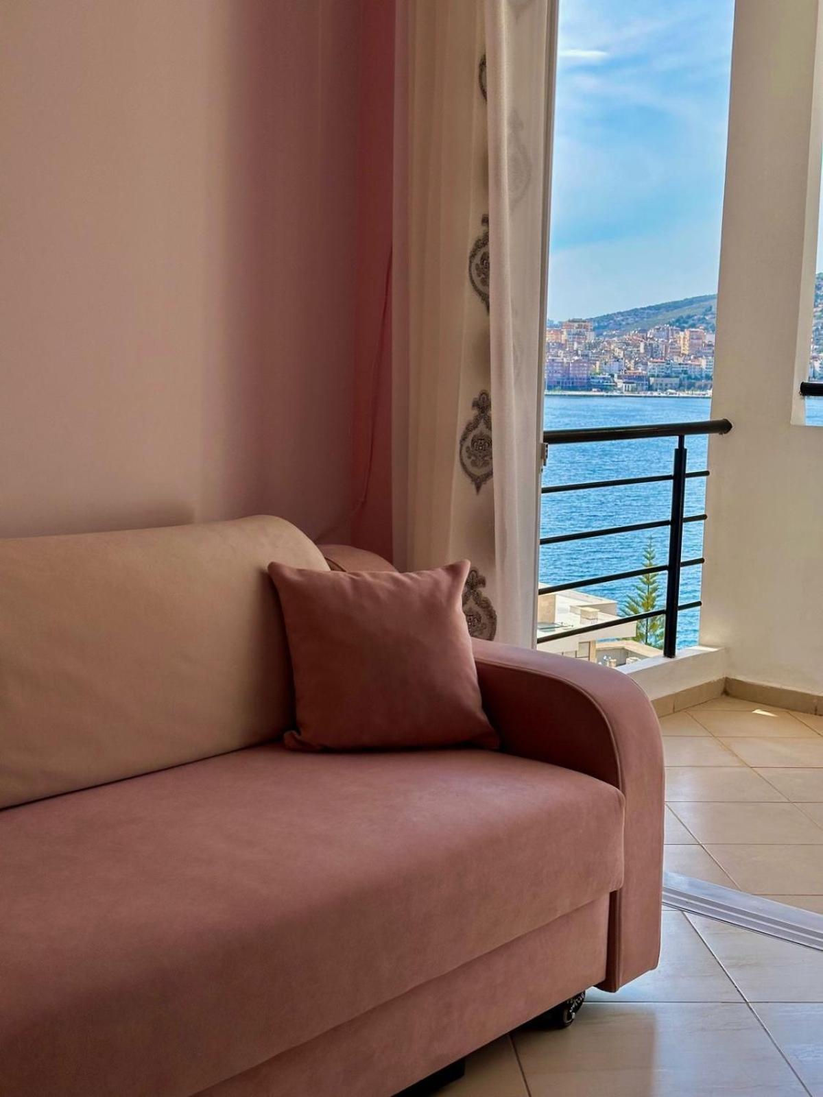 Esmeralda Apartaments Sarande Ngoại thất bức ảnh