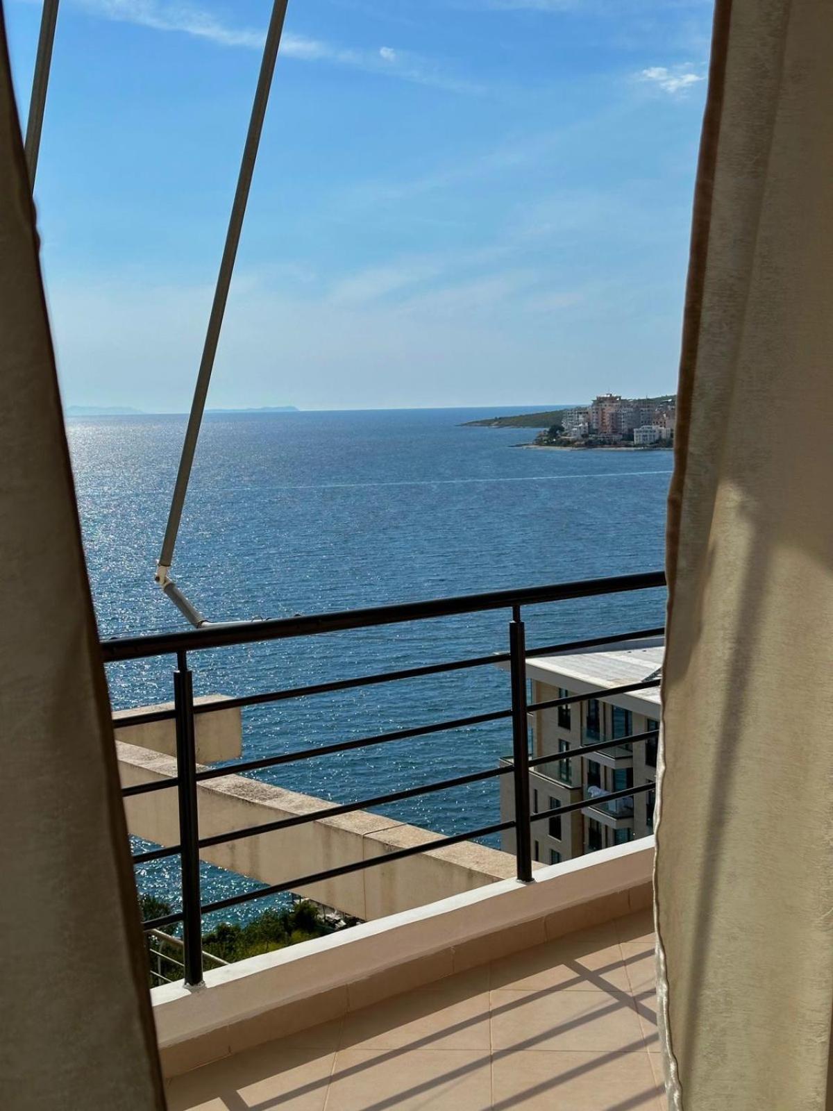 Esmeralda Apartaments Sarande Ngoại thất bức ảnh
