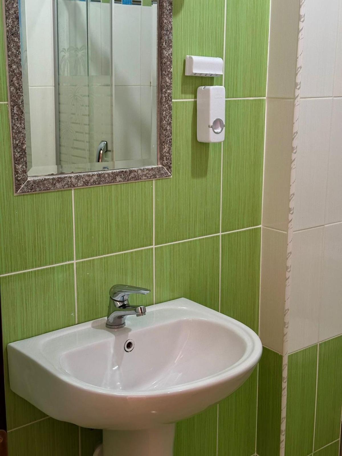 Esmeralda Apartaments Sarande Ngoại thất bức ảnh